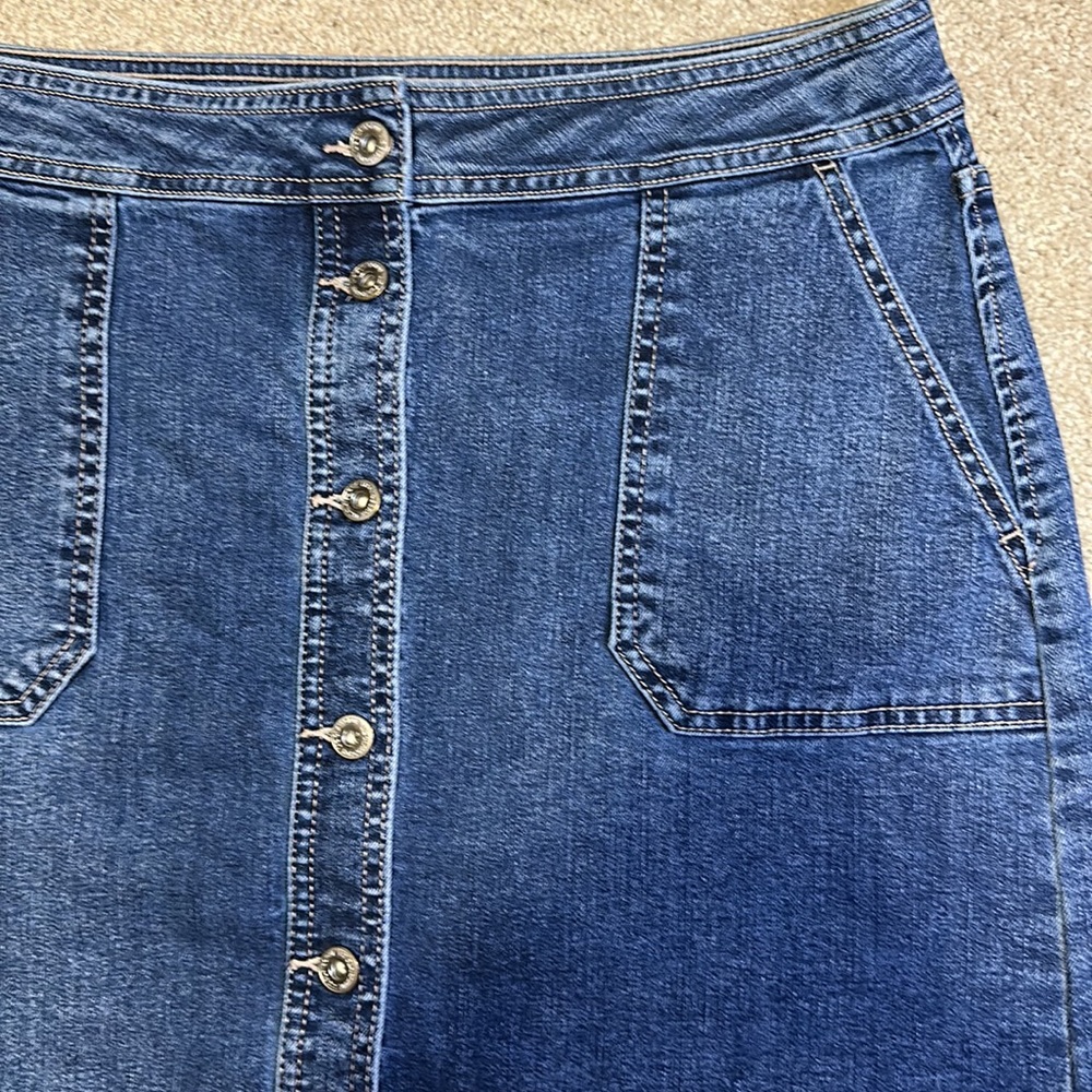Liz Claiborne button down denim skirt 14 - Picture 3 of 9